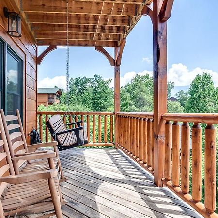 Gatlinburg Cabin With Private Hot Tub By Staycating 외부 사진