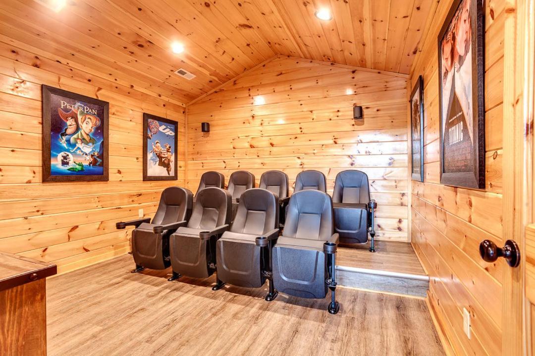 Gatlinburg Cabin With Private Hot Tub By Staycating 외부 사진