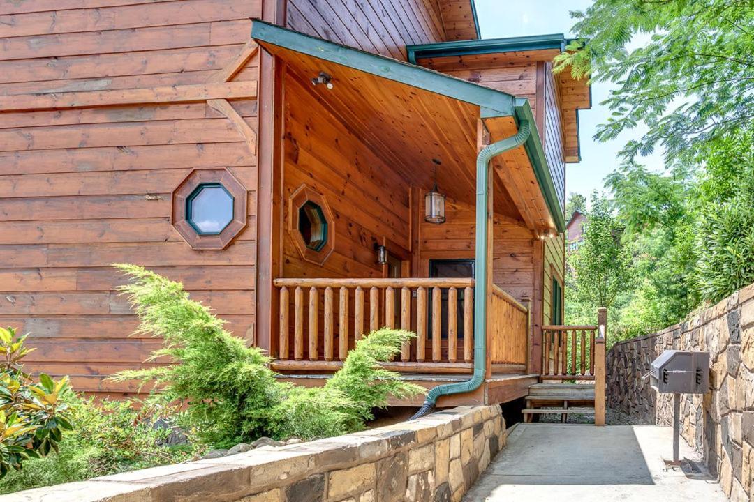 Gatlinburg Cabin With Private Hot Tub By Staycating 외부 사진