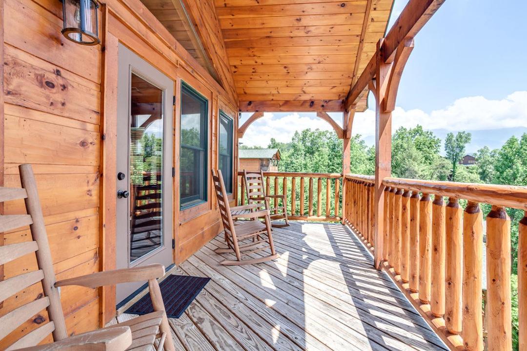 Gatlinburg Cabin With Private Hot Tub By Staycating 외부 사진