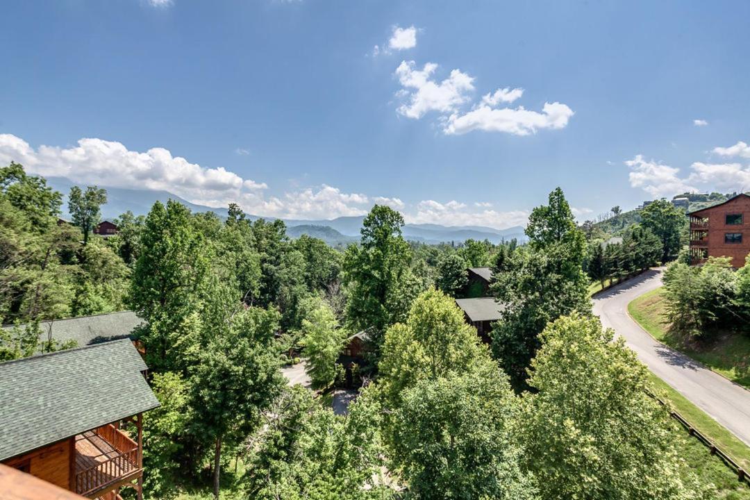 Gatlinburg Cabin With Private Hot Tub By Staycating 외부 사진